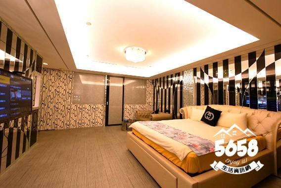 Apartamento 85旅行家 Kaohsiung Exterior foto